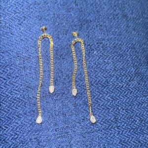 Elegant Gold Tear Drop Earrings - LUXURY COSTUME.